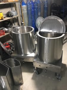 Nồi đơn có bánh xe